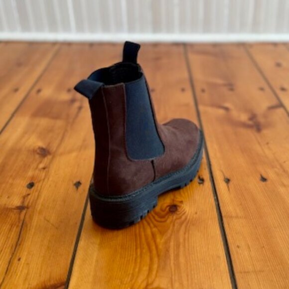 Women's Chelsea Brown Sincerely Jules Boots in Nubuck, Size 7 - Picture 8 of 11